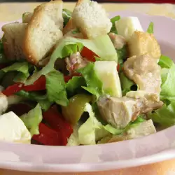 Italijanska salata sa piletinom i mocarelom