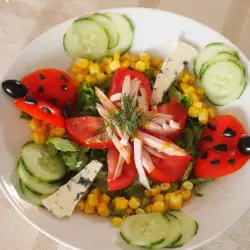 Salata od povrća sa plavim sirom
