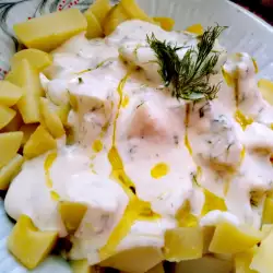 Krompir salata sa dresingom od sitnog sira
