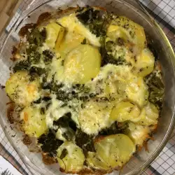 Krompir sa brokolijem pečen u rerni
