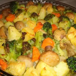 Krompir, pečurke i brokoli, zapečeni u rerni