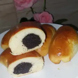Pecivo punjeno makom