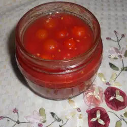 Konzervisani čeri paradajz