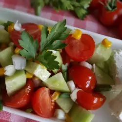 Letnja salata sa kukuruzom