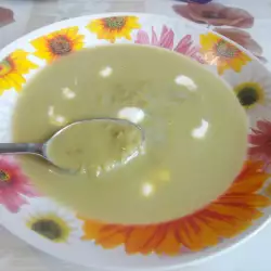 Krem supa od graška sa svežim mlekom