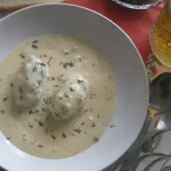 Ćuftice sa belim sosom i šargarepom