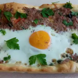 Turska pica sa jajima