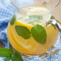 Limunada sa limunom