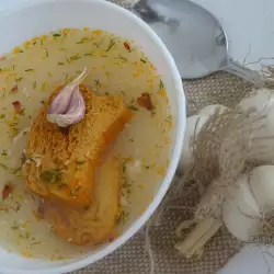 Supa od belog luka sa maslacem
