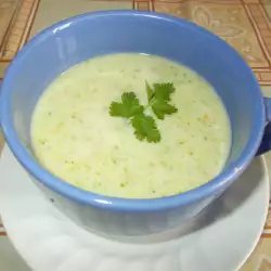Krem supa od brokolija sa svežim mlekom