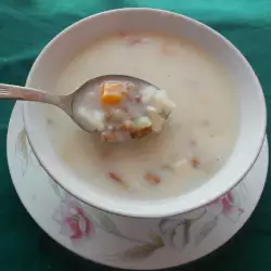 Mlečna pileća supa sa heljdom