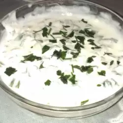 Krompir salatica sa kiselim mlekom