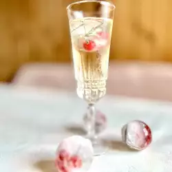 Novogodišnji koktel sa šampanjcem