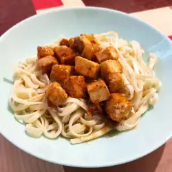 Udon nudle sa tofu sirom