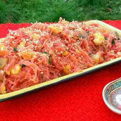 Pirinčane špagete sa domaćim sosom i povrćem