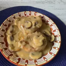 Šnicle u sosu od pečuraka