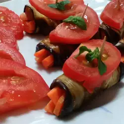Rolatići od patlidžana sa šargarepom i paradajzom