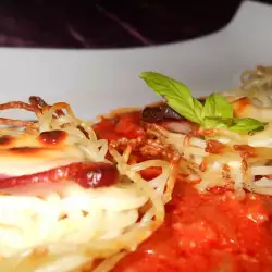 Špagete sa mlevenim mesom i sirom