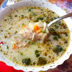 Pileća supa sa rezancima i peršunom