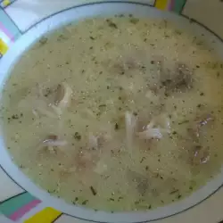 Pileća supa sa želucima i povrćem