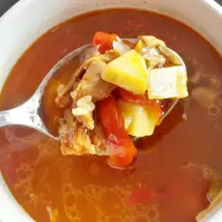 Pileća supa sa paprikama