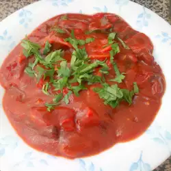 Pečene paprike sa paradajz sosom