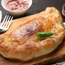 Klasična pica Kalcone