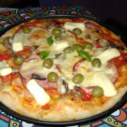 Pica sa šunkom i bosiljkom