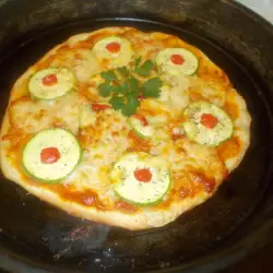 Vegetarijanska pica sa paradajz pireom