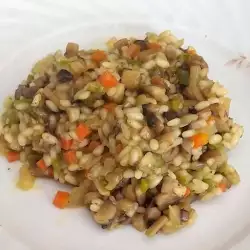 Veganski rižoto sa pečurkama i paprikama
