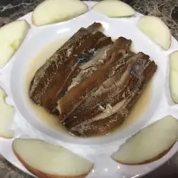 Pečena riba sa jabukama