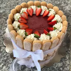 Specijalna torta sa jagodama i piškotama