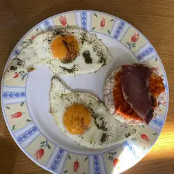 Pržena jaja sa šunkom