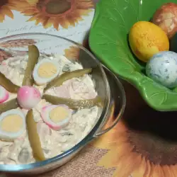 Salata sa mesom i jajima