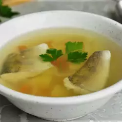 Letnja supa sa ribom