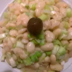 Salata od pasulja sa prazilukom i limunom