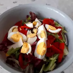 Zelena salata sa paprikama s medom