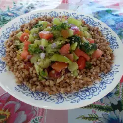 Salata od heljde i brokolija