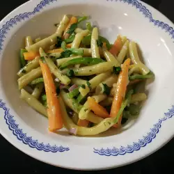 Salata od boranije, šargarepe i paprike