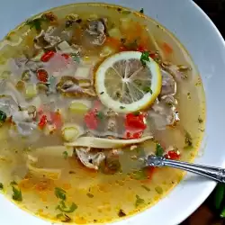 Pileća supa sa rezancima i maslinovim uljem