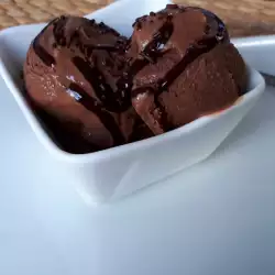 Čokoladni sladoled sa svežim mlekom