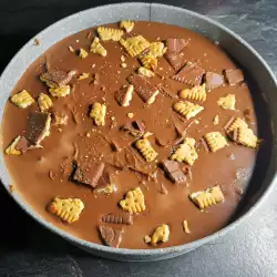 Čokoladni desert sa sitnim sirom i višnjama