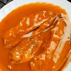 Riba u sosu sa pimentom