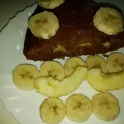 Kolač sa bananama, breskvama i jabukama