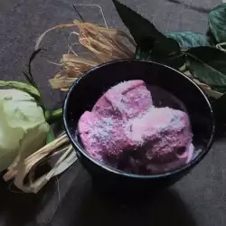Sladoled od kupina i borovnice sa kokosovim mlekom