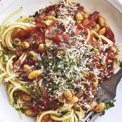 Špagete bolonjeze sa paradajz pireom