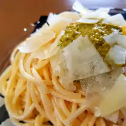 Vegetarijanske špagete sa maslinovim uljem