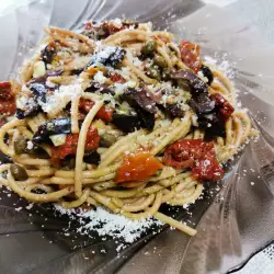 Špagete sa sušenim paradajzom i pestom