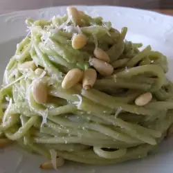 Špagete u zelenom sosu