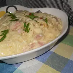 Špagete karbonara sa parmezanom